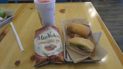 Tropical Smoothie Cafe