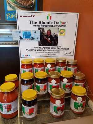 Geppetto's Pizza & Ribs