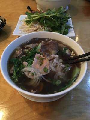 Mignon Pho + Grill