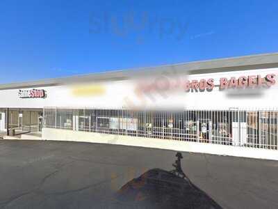 Einstein Bros Bagels