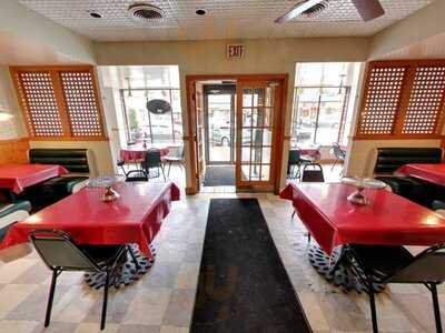 Little Nipper's Pizza