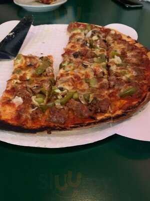 Michael's Pizzeria & Grill