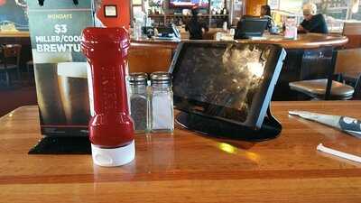 Applebee's Grill + Bar