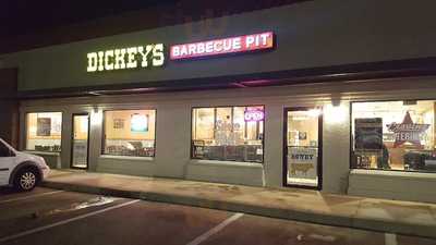 Dickey's Barbecue Pit
