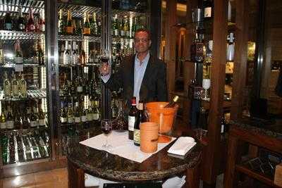 Double Helix Wine & Whiskey Lounge