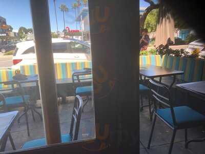 Bo-beau Kitchen + Cache