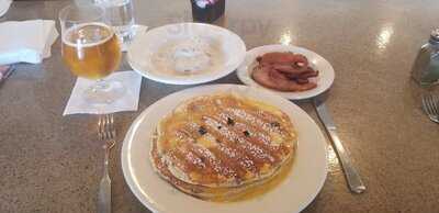 Bramble Breakfast & Bar