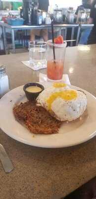 Bramble Breakfast & Bar