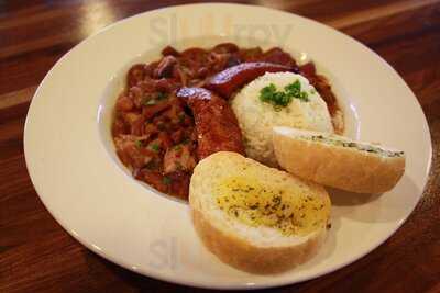 Hickory Cafe & Grill