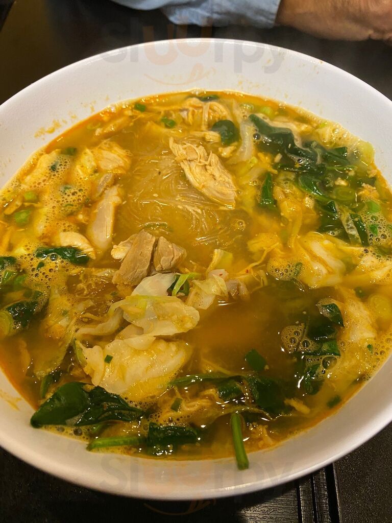 Buldogis Gourmet Hot Dogs