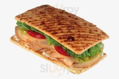 Frullati Cafe & Bakery