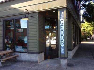 Cedos' Falafel And Gyros