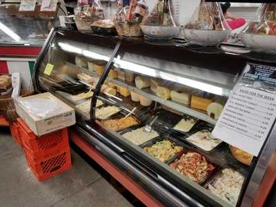 Donatelli's Italian Food Center