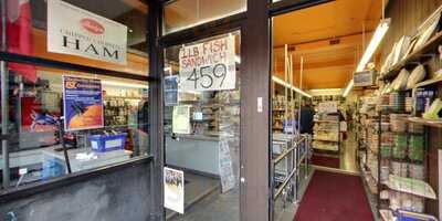 Donatelli's Italian Food Center