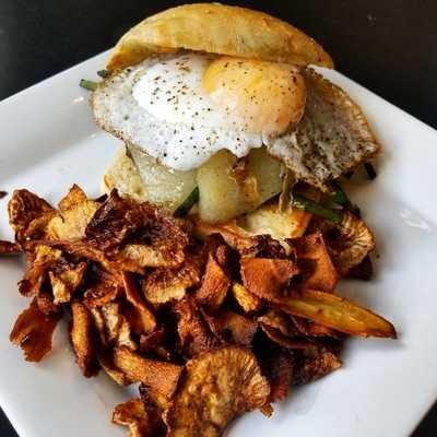 Grassroots Neighborhood Eatery