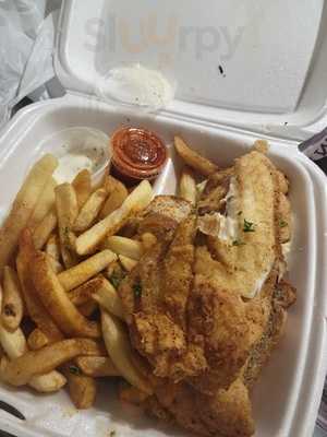 Shark's Seafood & Deli