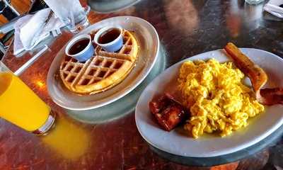 The South Chicken & Waffles