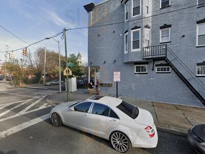 Tommy's Downtown Tavern