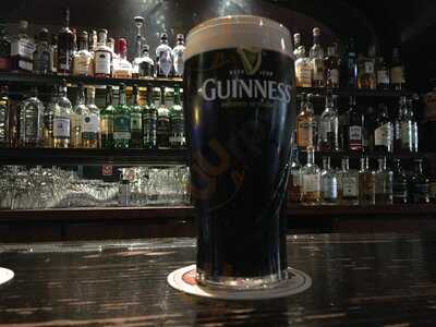 Mulleady's Irish Pub