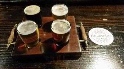 Mulleady's Irish Pub