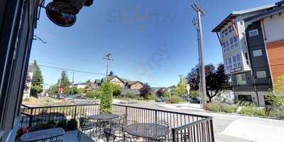 Mulleady's Irish Pub