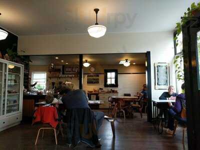 Maplewood Coffee & Tea