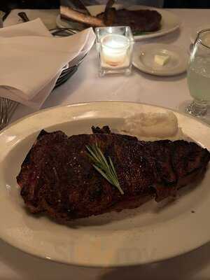 Frankie & Johnnie's Steakhouse