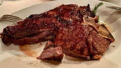 Frankie & Johnnie's Steakhouse