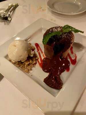 Frankie & Johnnie's Steakhouse