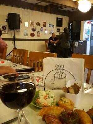 Milanga's Restaurant