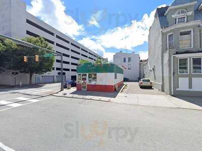 Romanza Pizzeria & Deli