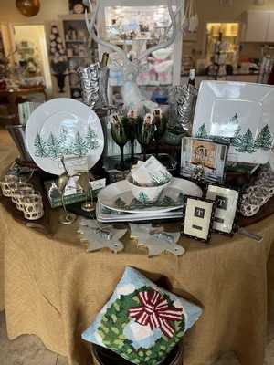 Mikey's Cafe And Bakery Co.