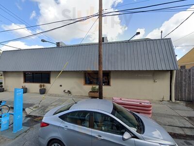 Pelican Bay Resturant