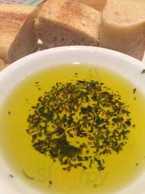 California Pizza Kitchen