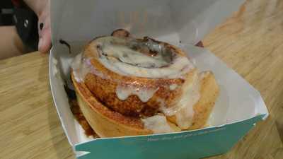 Cinnabon