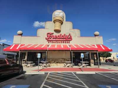 Freddy's Frozen Custard & Steakburgers