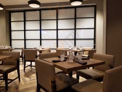 Central Rail Kitchen And Bar