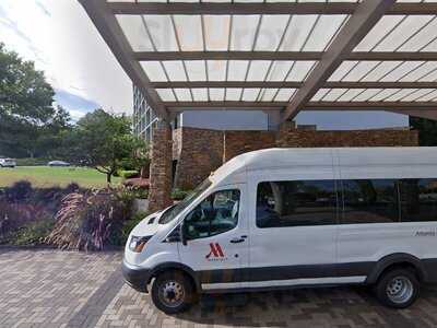 Central Rail Kitchen And Bar