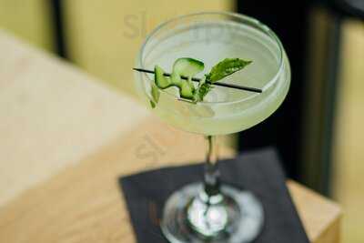 Howells Kitchen And Bar