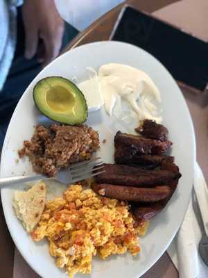 Pupuseria Y Restaurant Salvadoreno