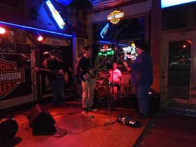 Smedley's Bar & Grill