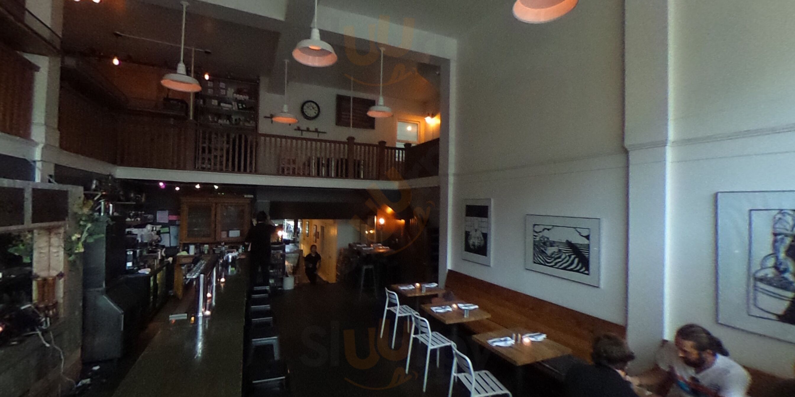 Sparrow Bar And Kitchen