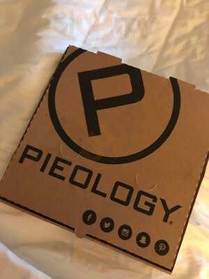 Pieology Pizzeria, Mgm Grand