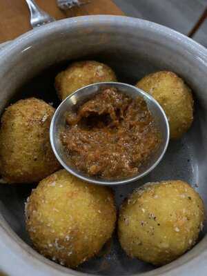 Meadow Neighborhood Eatery + Bar