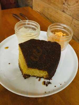 Meadow Neighborhood Eatery + Bar