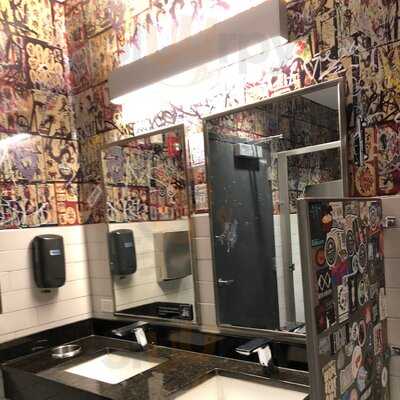 Kuma's Corner West Loop