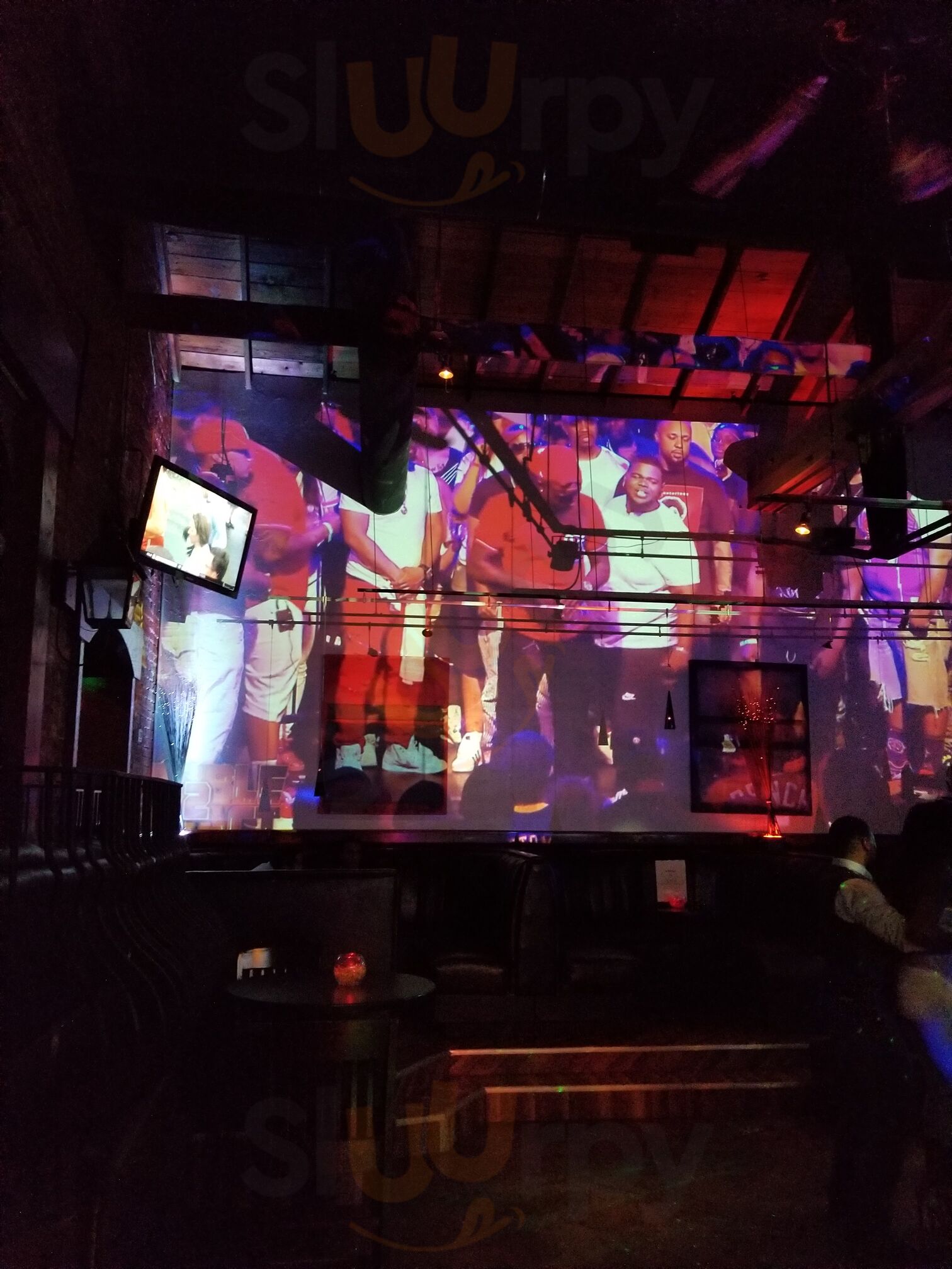 Drinkz Bar And Lounge