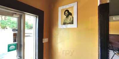 Mama's Southern Soul Food Restaurant