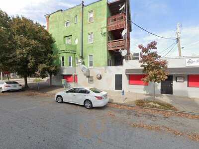 Beatnik Bar & Restaurant