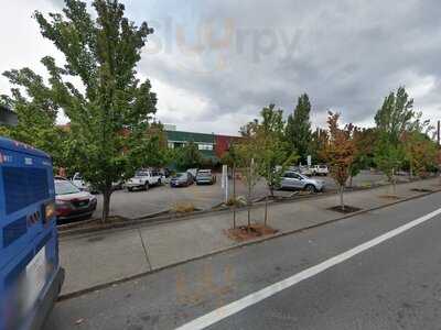 Tony Starlight Showroom